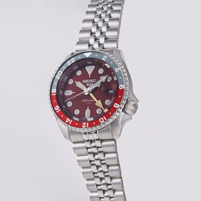 Seiko 5 Sports Thong Sia Limited Edition Red Dial Silver Steel Strap Watch For Men - SSK031K1 - Image 18